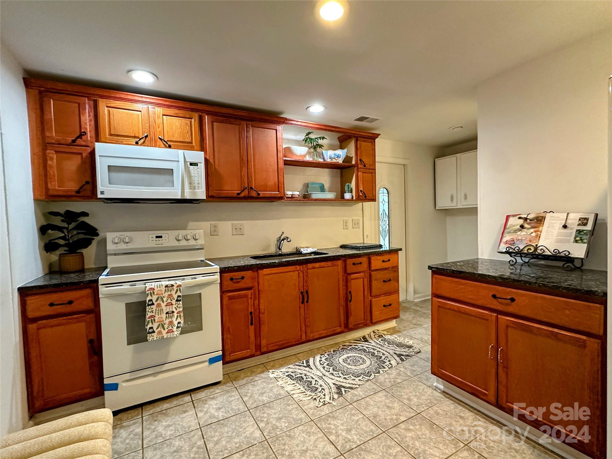 1737 Rice Planters Road Charlotte, NC 28273 - Photo 5 of 29 Gallery Image 5