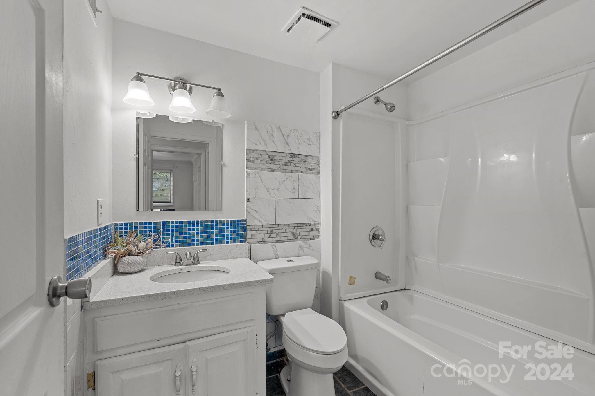 1737 Rice Planters Road Charlotte, NC 28273 - Photo 7 of 29 Gallery Image 7