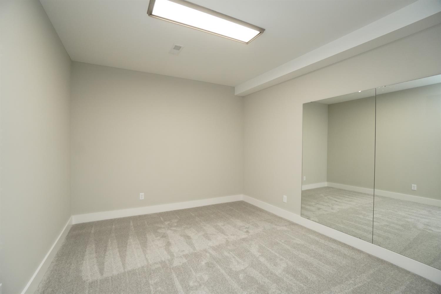 9700 Ridgeway Avenue Blue Ash, OH 45242 - Photo 39 of 47 Gallery Image 39