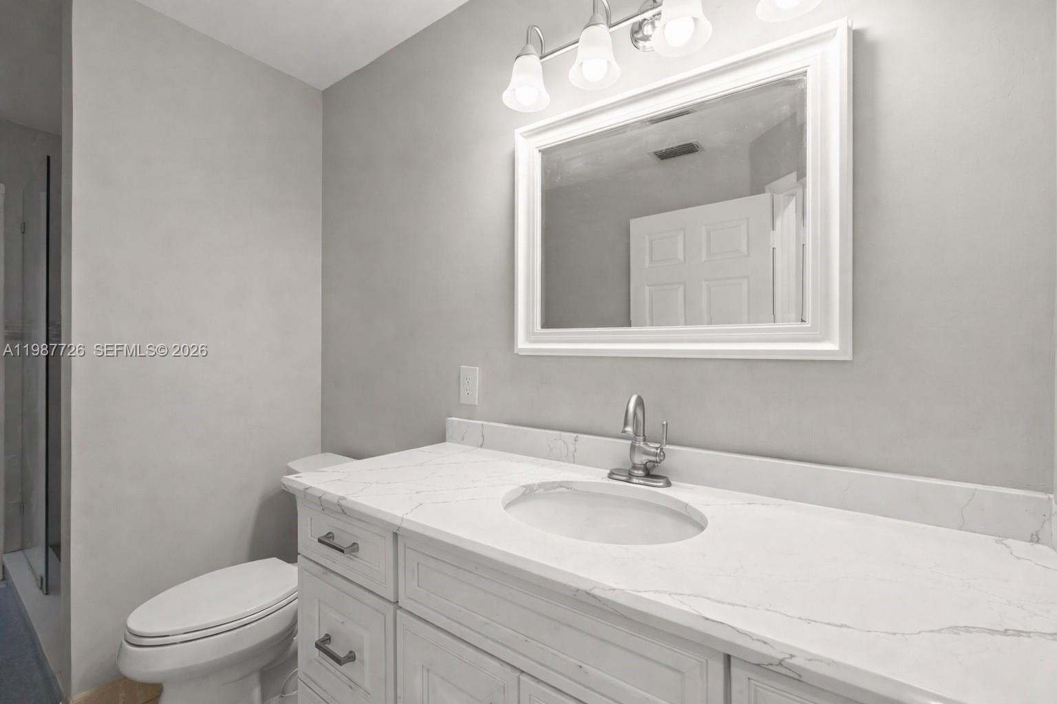 3744 Oak Ridge Circle Weston, FL 33331 - Photo 14 of 22