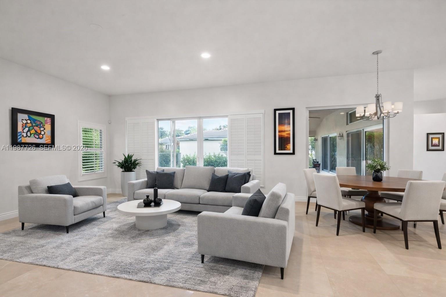 3744 Oak Ridge Circle Weston, FL 33331 - Photo 5 of 22