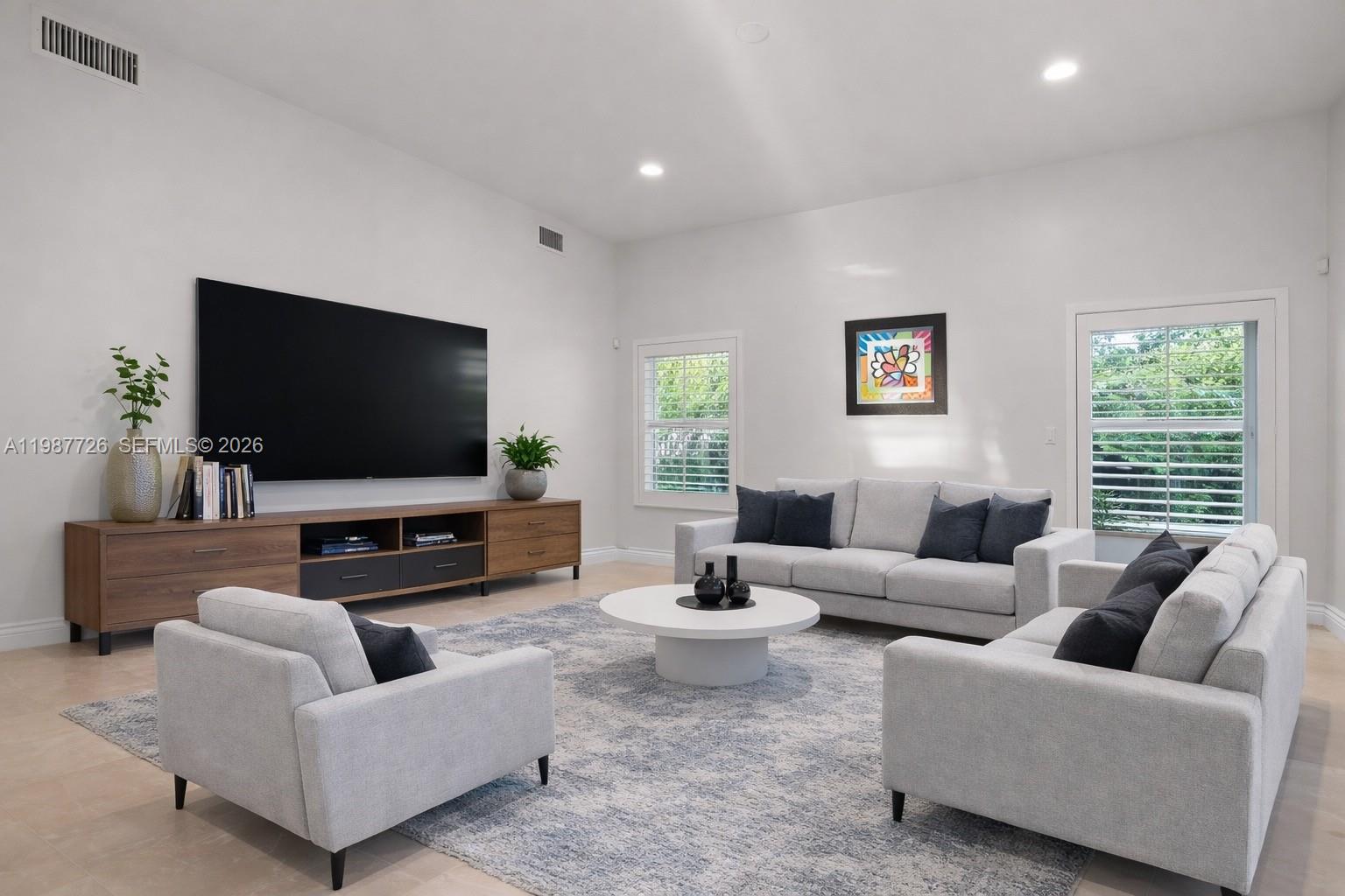 3744 Oak Ridge Circle Weston, FL 33331 - Photo 6 of 22