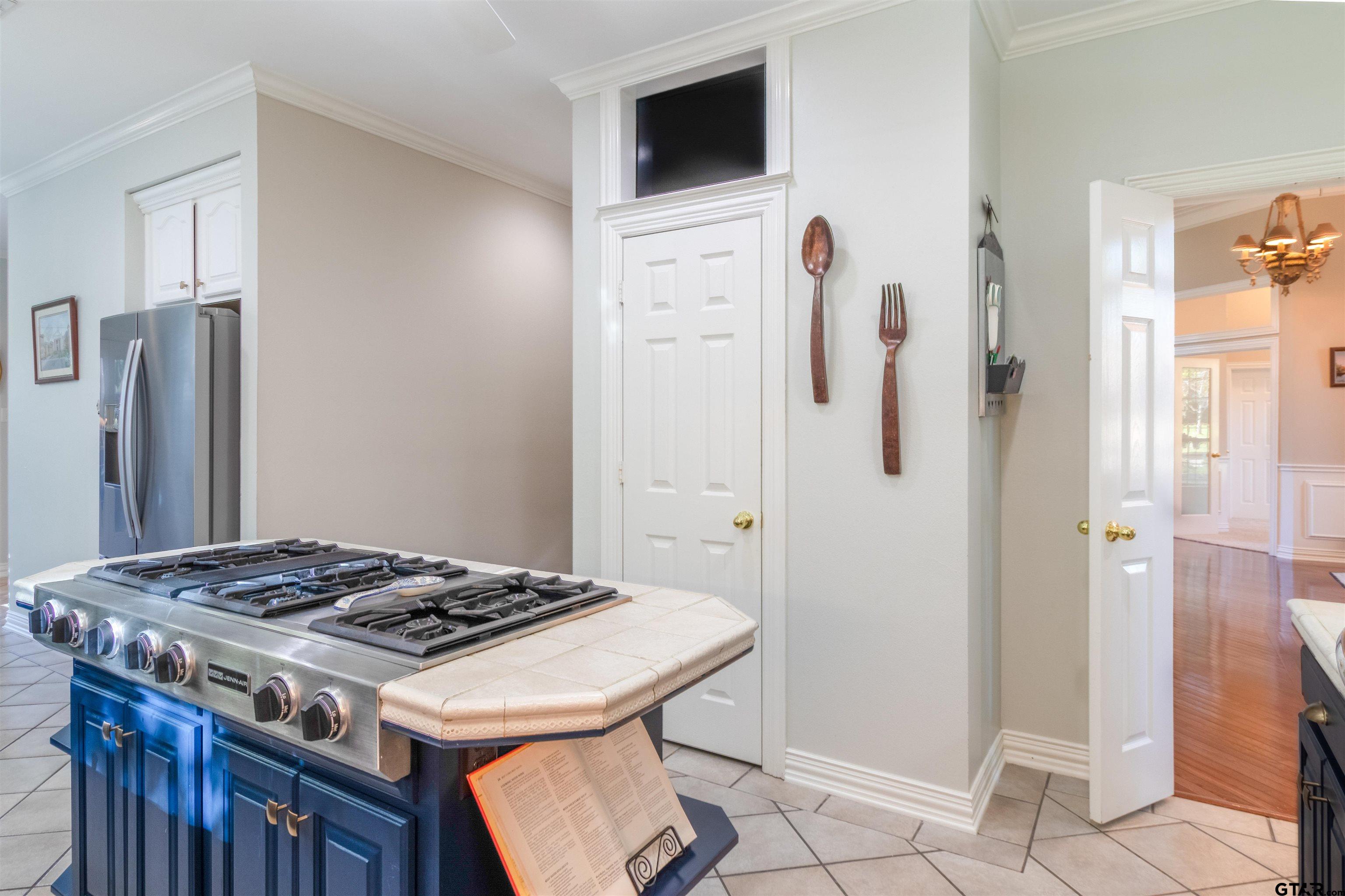 613 Tryon Court Tyler, TX 75703 - Photo 14 of 48