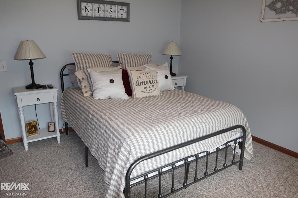 5829 Plank Road Marine City, MI 48039 - Photo 7 of 15 50045942-6.JPG