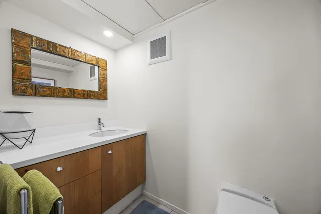 $2,495,000 | 9 Thistlemore Road, Provincetown, MA 02657