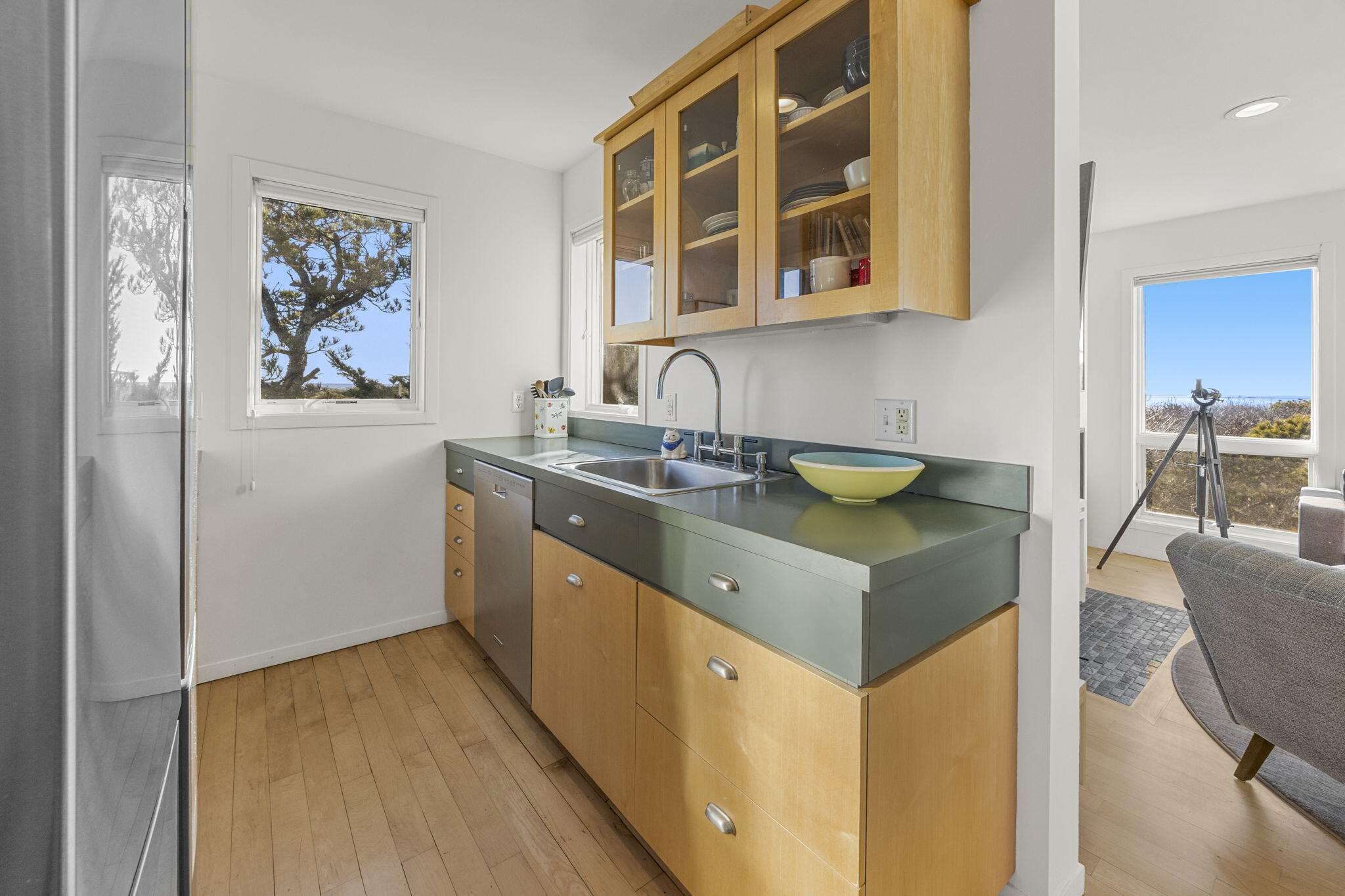 9 Thistlemore Road Provincetown, MA 02657 - Photo 30 of 47 1000014931