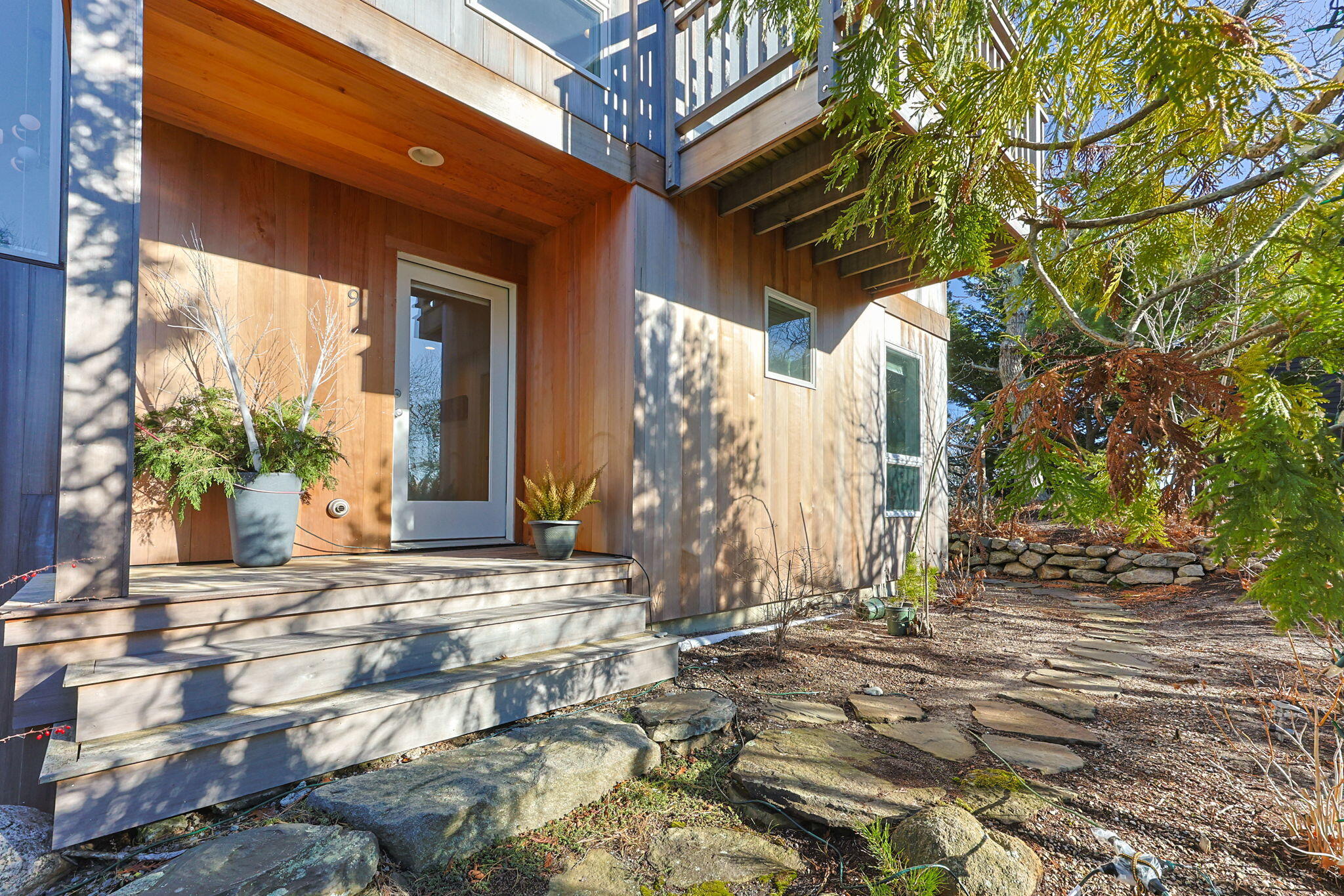 9 Thistlemore Road Provincetown, MA 02657 - Photo 5 of 36 1000014895