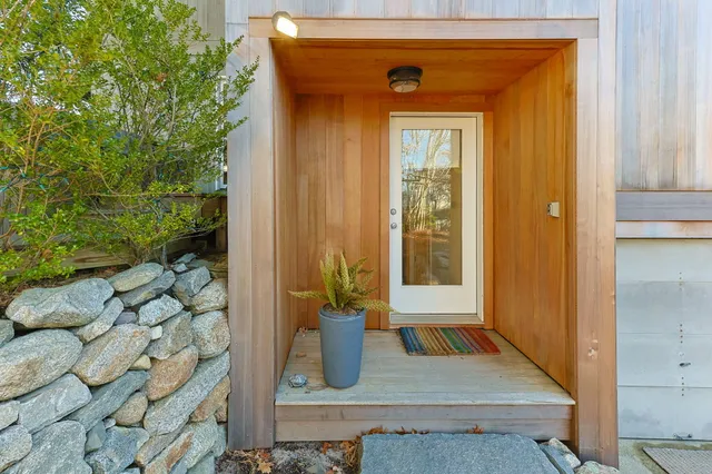 $2,495,000 | 9 Thistlemore Road, Provincetown, MA 02657