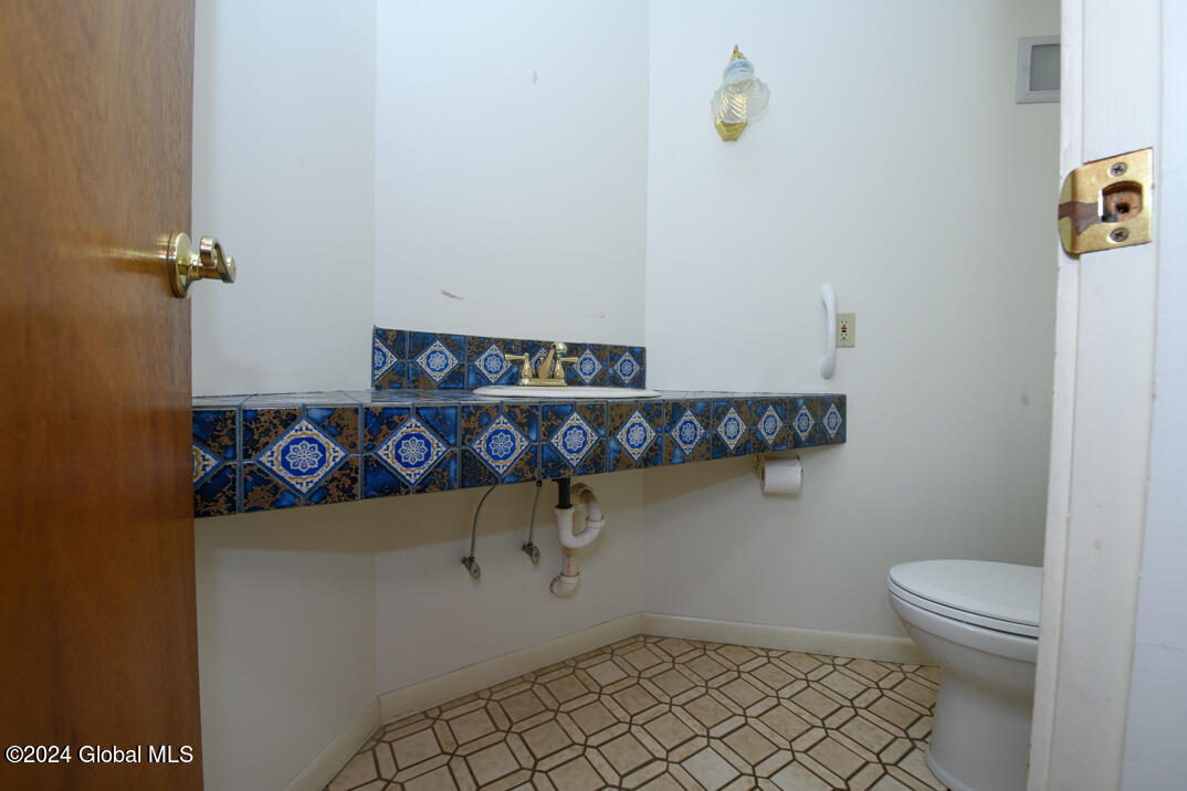 33 McCormack Road Bethlehem, NY 12159 - Photo 41 of 57 _DSC2897