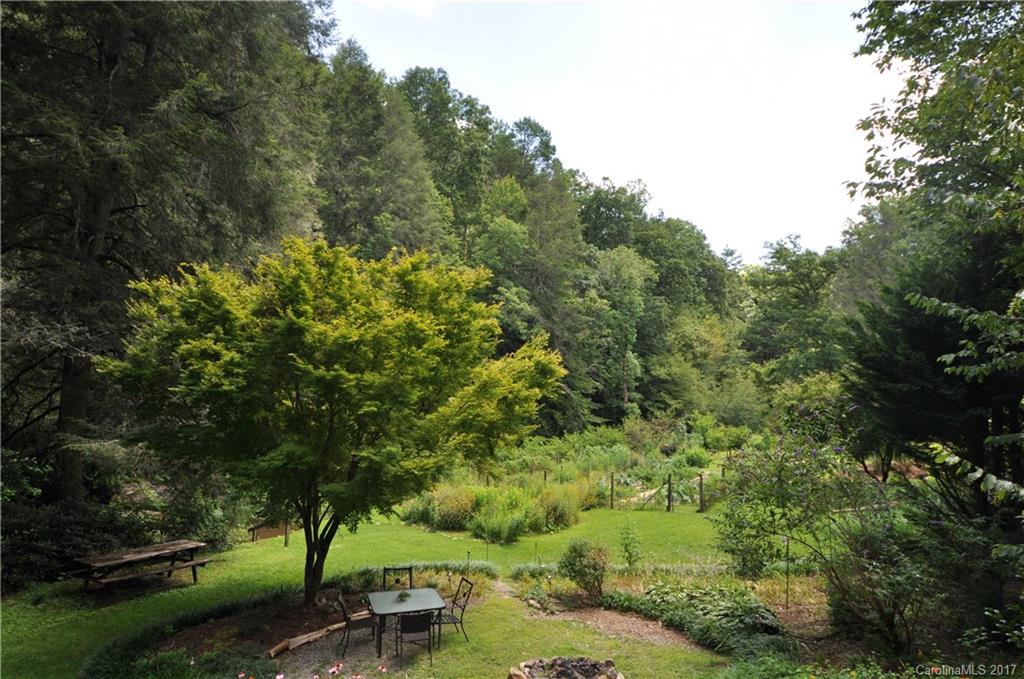 2274 Deep Gap Road Flat Rock, NC 28731 - Photo 16 of 24