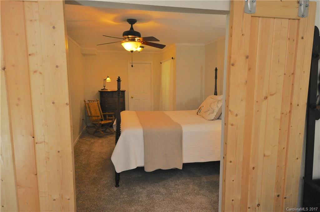 2274 Deep Gap Road Flat Rock, NC 28731 - Photo 18 of 24