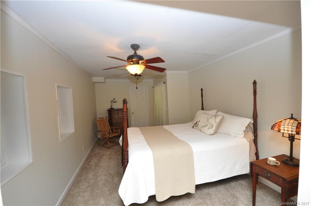 2274 Deep Gap Road Flat Rock, NC 28731 - Photo 19 of 24
