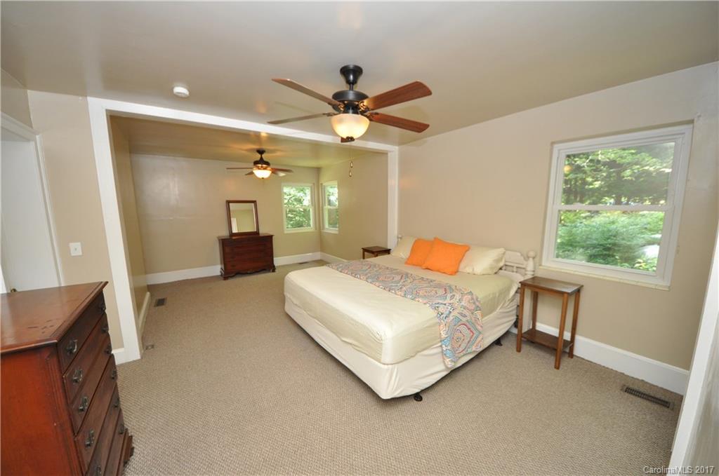 2274 Deep Gap Road Flat Rock, NC 28731 - Photo 7 of 24