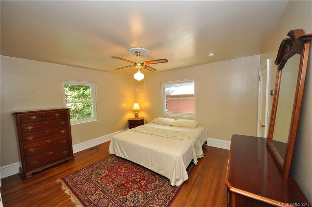2274 Deep Gap Road Flat Rock, NC 28731 - Photo 8 of 24