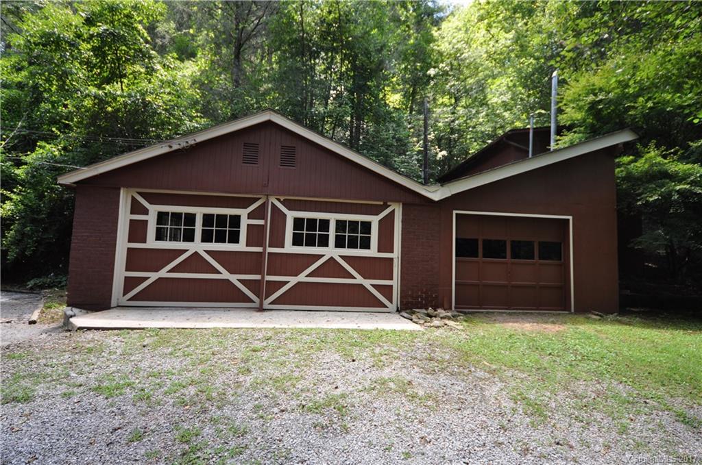 2274 Deep Gap Road Flat Rock, NC 28731 - Photo 10 of 24