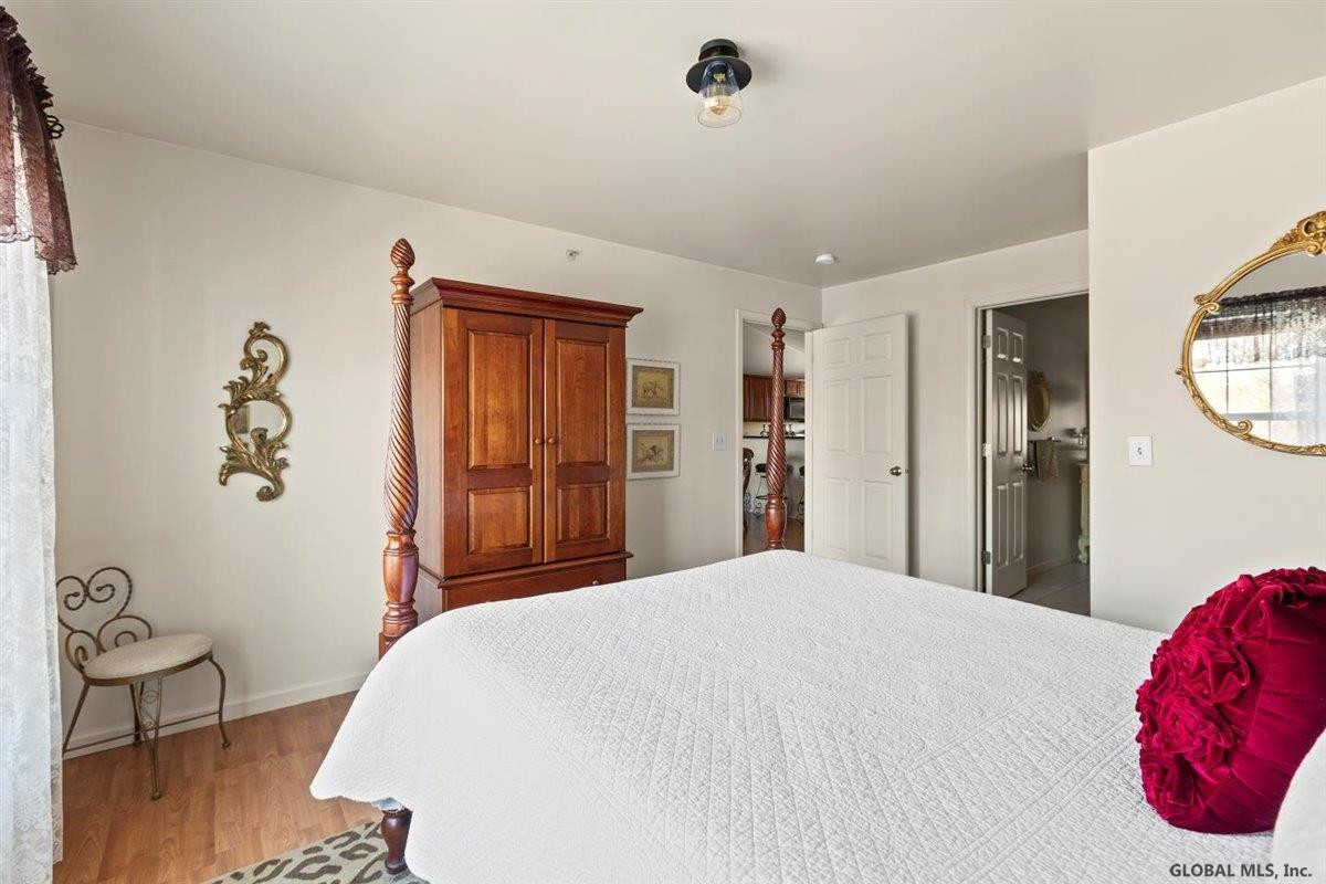 409 Cedar Rensselaer, NY 12144 - Photo 16 of 34 Photo 16