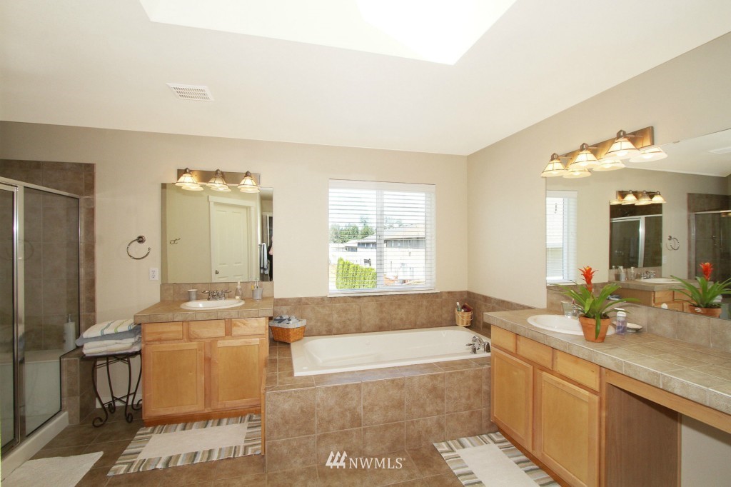 4025 217th Street Southeast Bothell, WA 98021 - Photo 12 of 21