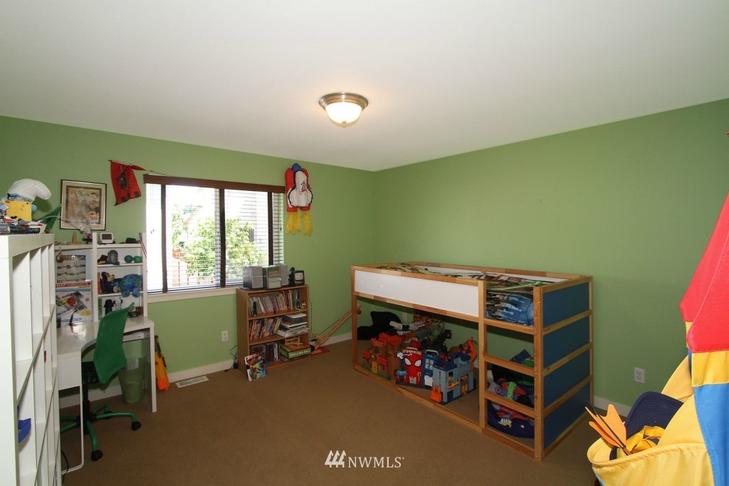 4025 217th Street Southeast Bothell, WA 98021 - Photo 16 of 21