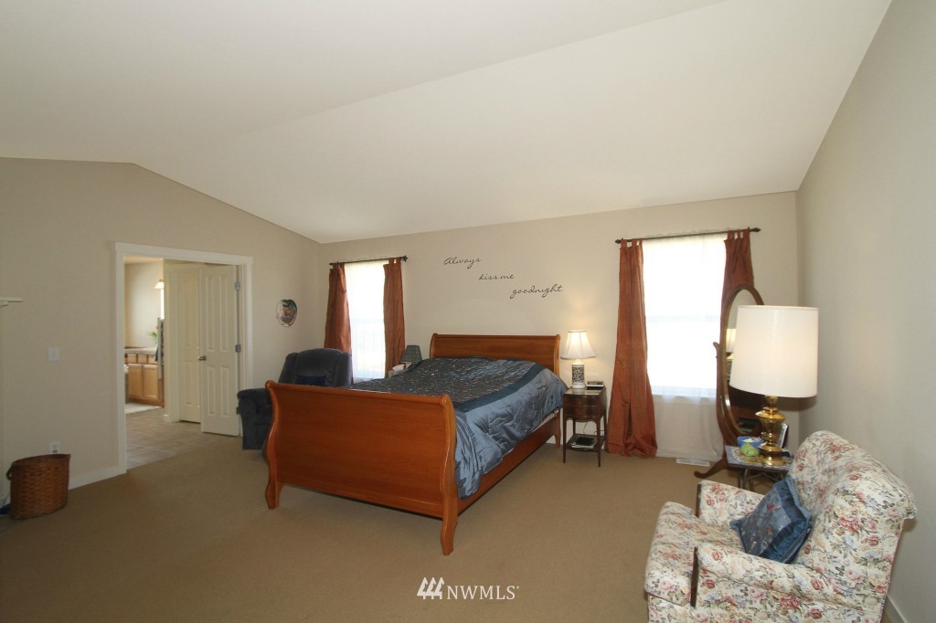 4025 217th Street Southeast Bothell, WA 98021 - Photo 10 of 21