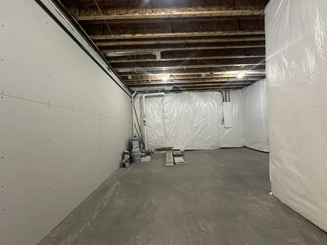 $989,900 | 5127 Oak Rdg Court, Bettendorf, IA 52722