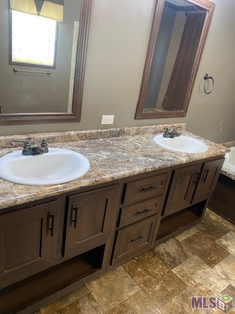 17009 Marty Low Road Prairieville, LA 70769 - Photo 29 of 34 Gallery Image 29