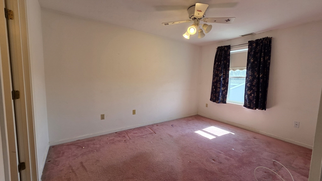 204 Treasure Island Road, Unit 204 Webster, MA 01570 - Photo 15 of 25
