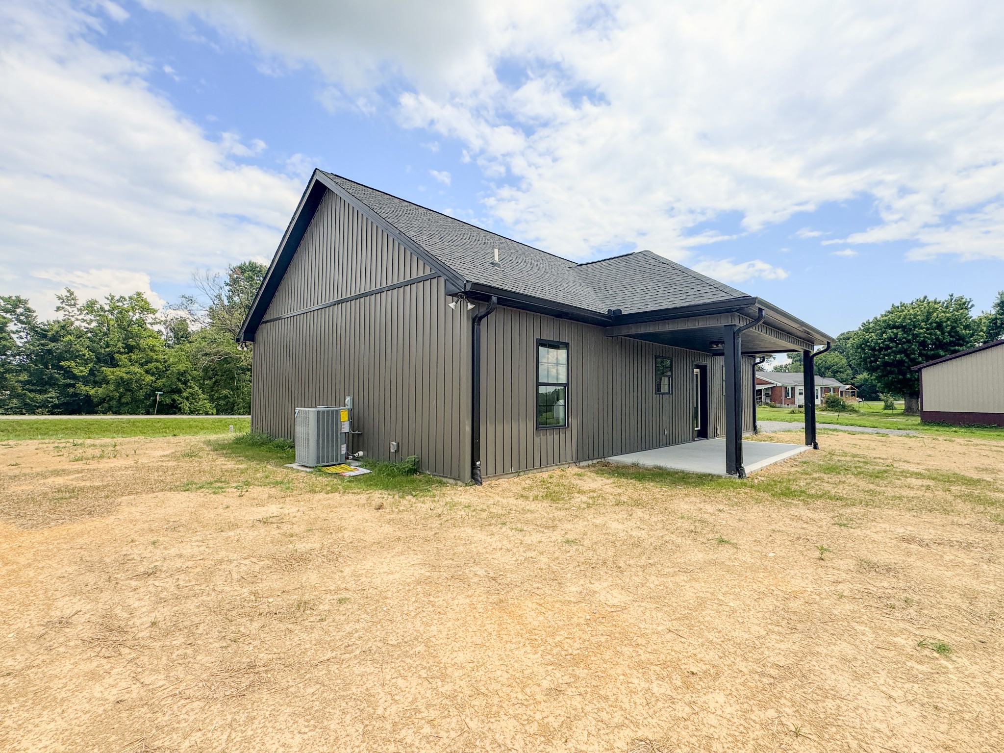4649 Scottsville Road Lafayette, TN 37083 - Photo 9 of 45