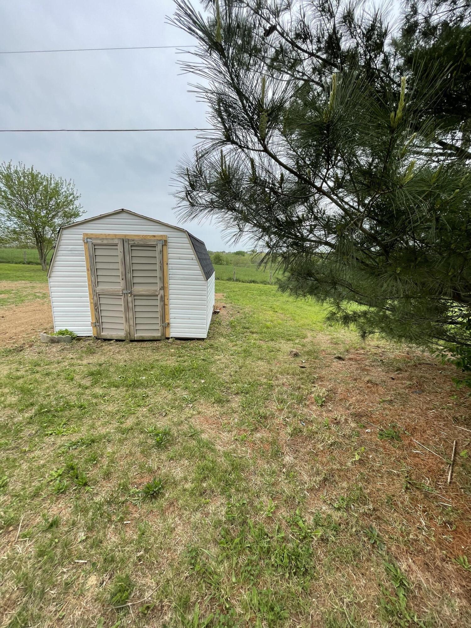 232 Kidwell Road Ewing, KY 41039 - Photo 20 of 21 625E7575-60E6-4360-8854-959917156D02