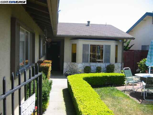308 Sunset Road Alameda, CA 94501 - Photo 2 of 4 Gallery Image 2