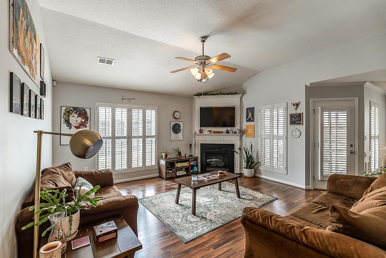 384 Split Oak Lane Inman, SC 29349 - Photo 4 of 23