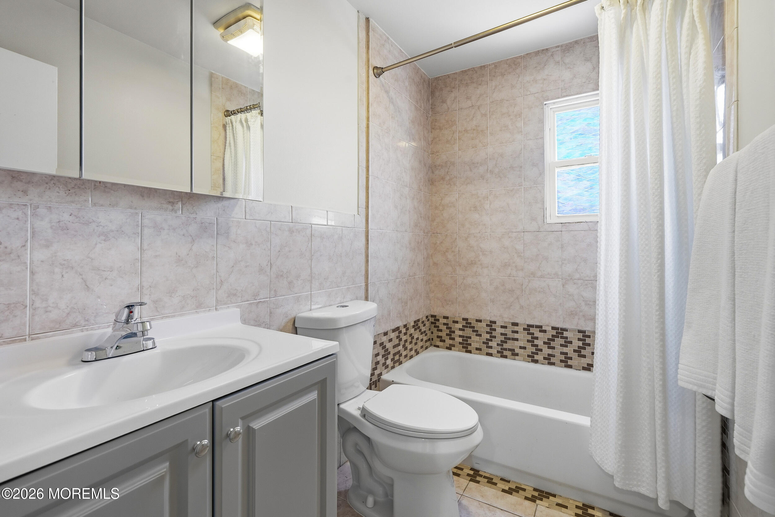 180 Greenwood Loop Road Brick, NJ 08724 - Photo 15 of 29 Updated Full Bath