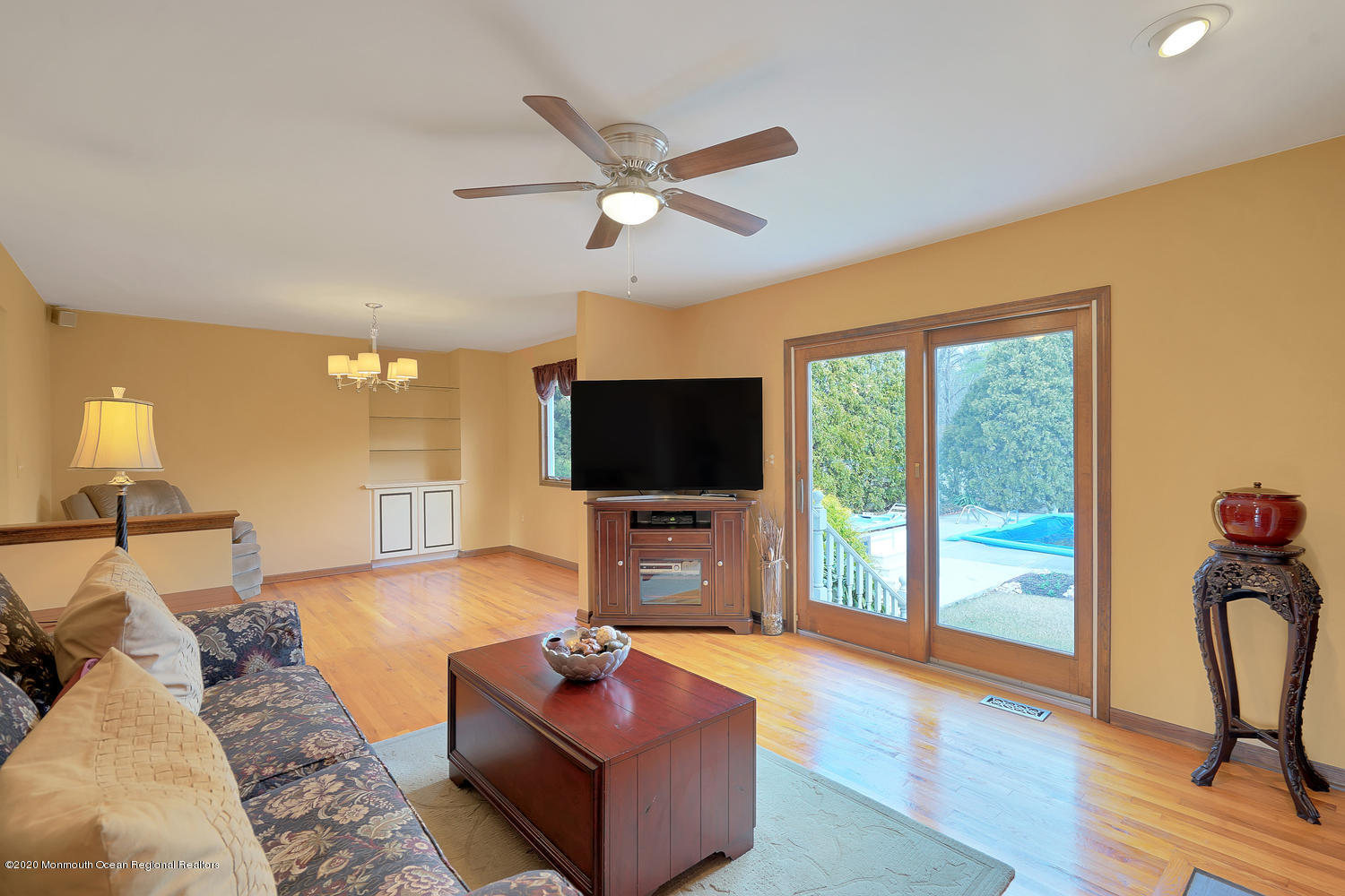 306 East Pleasant Grove Road Jackson, NJ 08527 - Photo 14 of 67 306 E Pleasant Grove Rd-large-034-046-DS