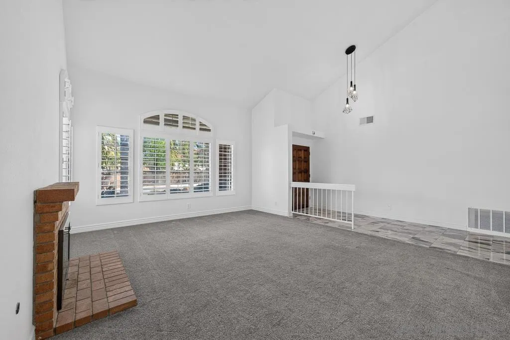 13887 Carriage Road Poway, CA 92064 - Photo 10 of 54