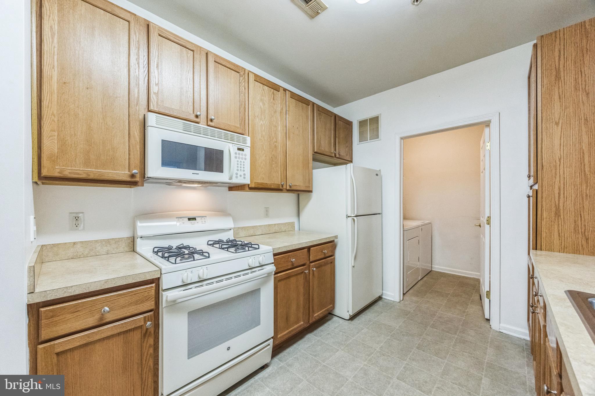 522 Highland Estates Clementon, NJ 08021 - Photo 6 of 15