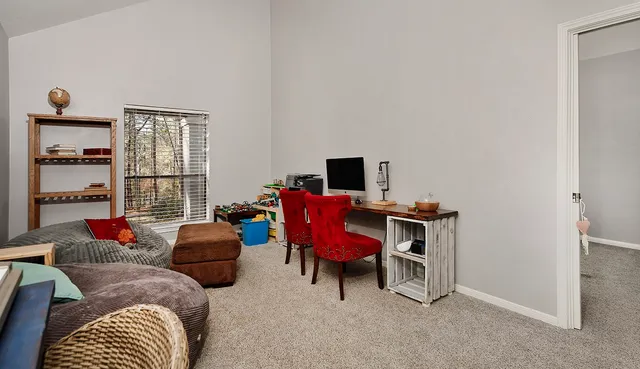 $725,000 | 44 Lake Forest Circle, Conroe, TX 77384