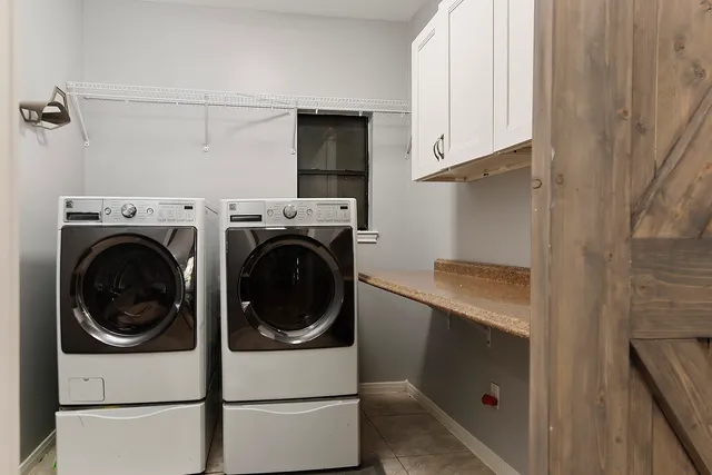 $725,000 | 44 Lake Forest Circle, Conroe, TX 77384