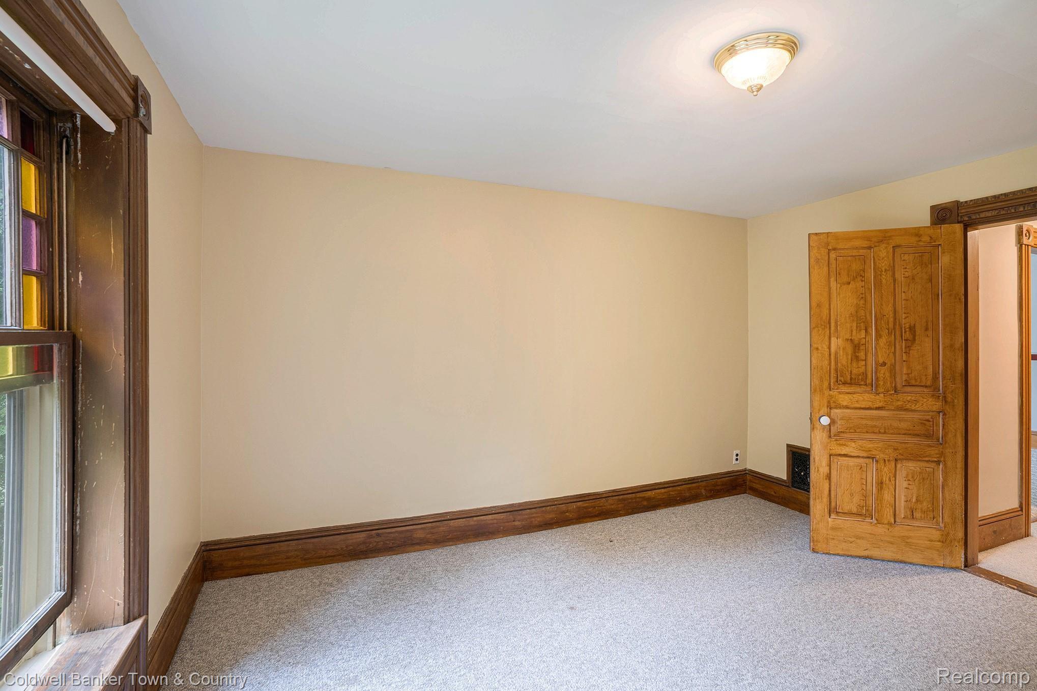 13845 Lone Tree Road Milford, MI 48380 - Photo 18 of 27 Four Bedrooms
