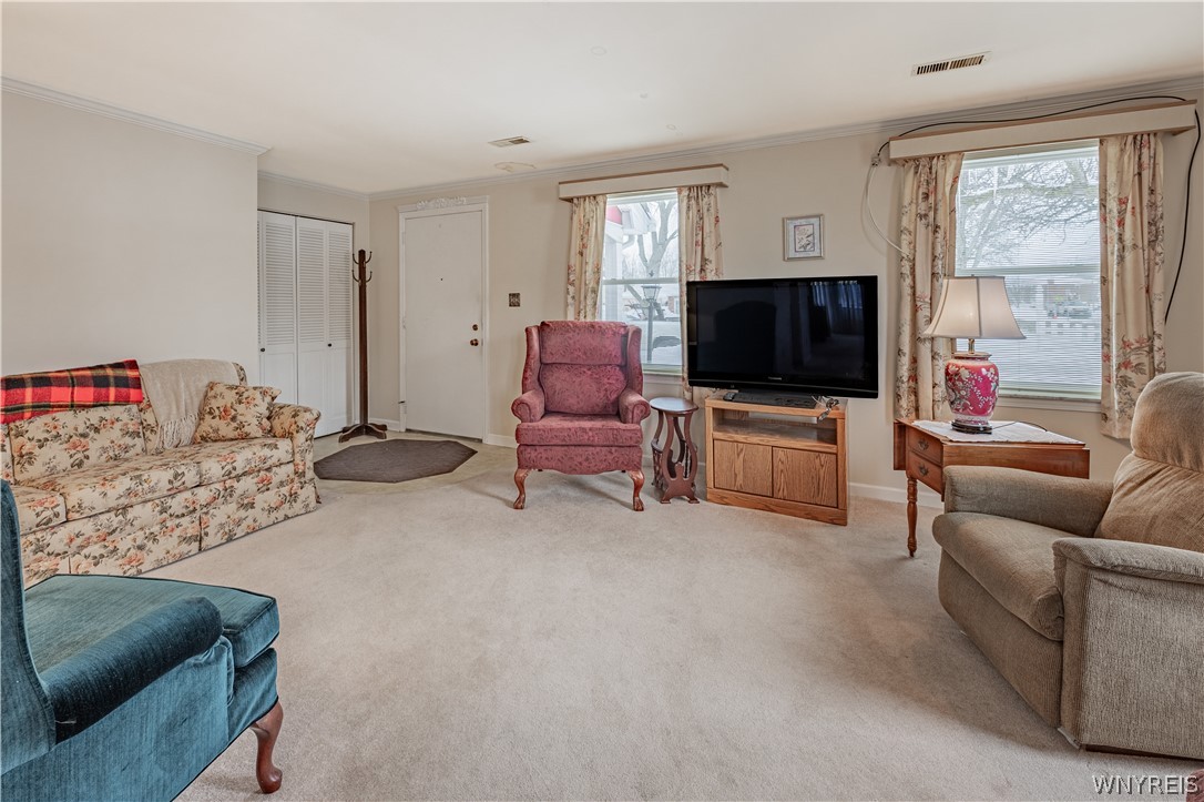 1 The Common Lockport City, NY 14094 - Photo 5 of 38