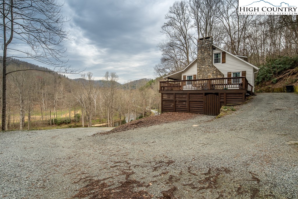 1649 Watauga River Road Sugar Grove, NC 28679 - Photo 36 of 43 Gallery Image 36
