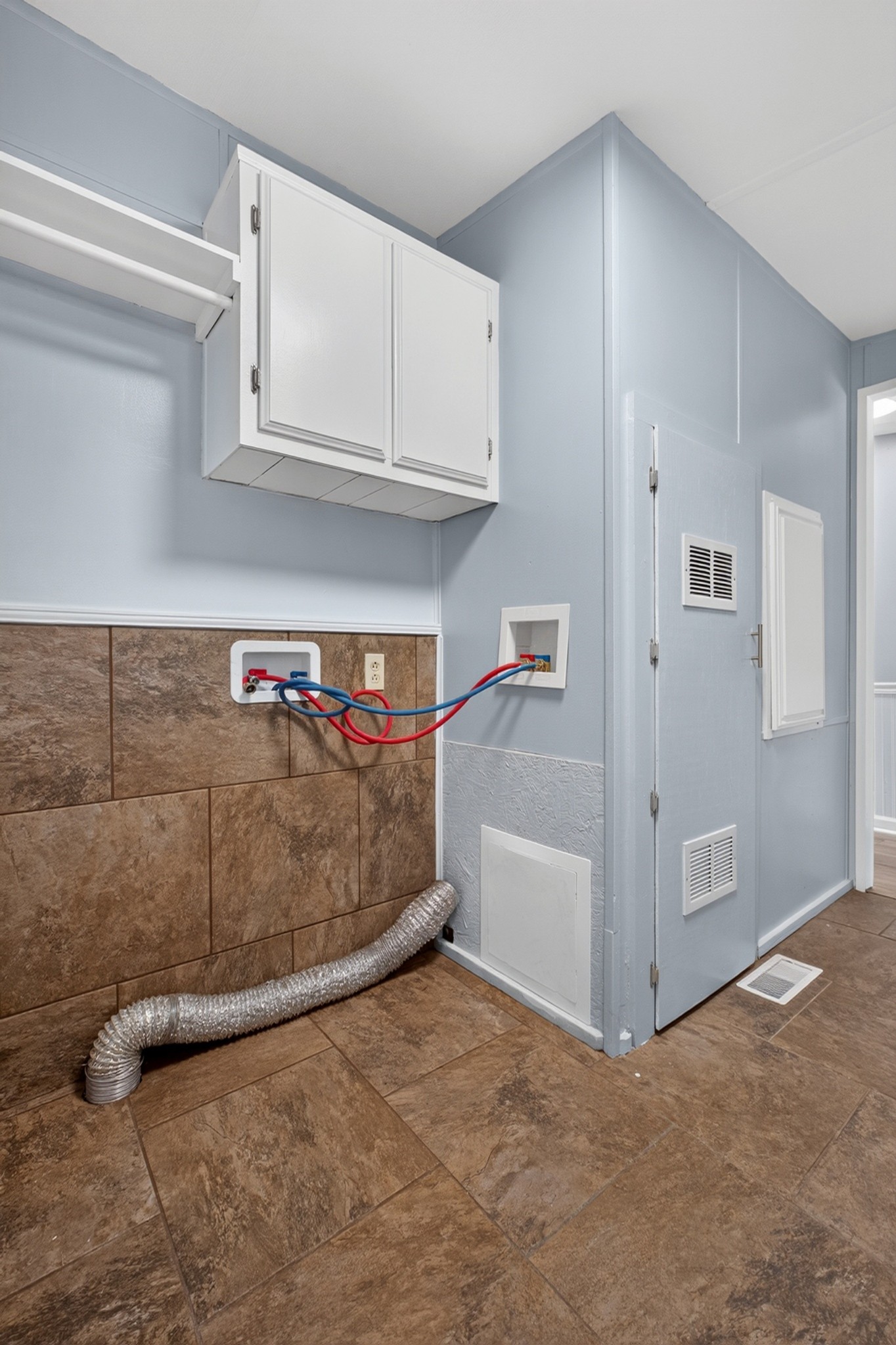 638 Manustown Road Woodbury, TN 37190 - Photo 4 of 41