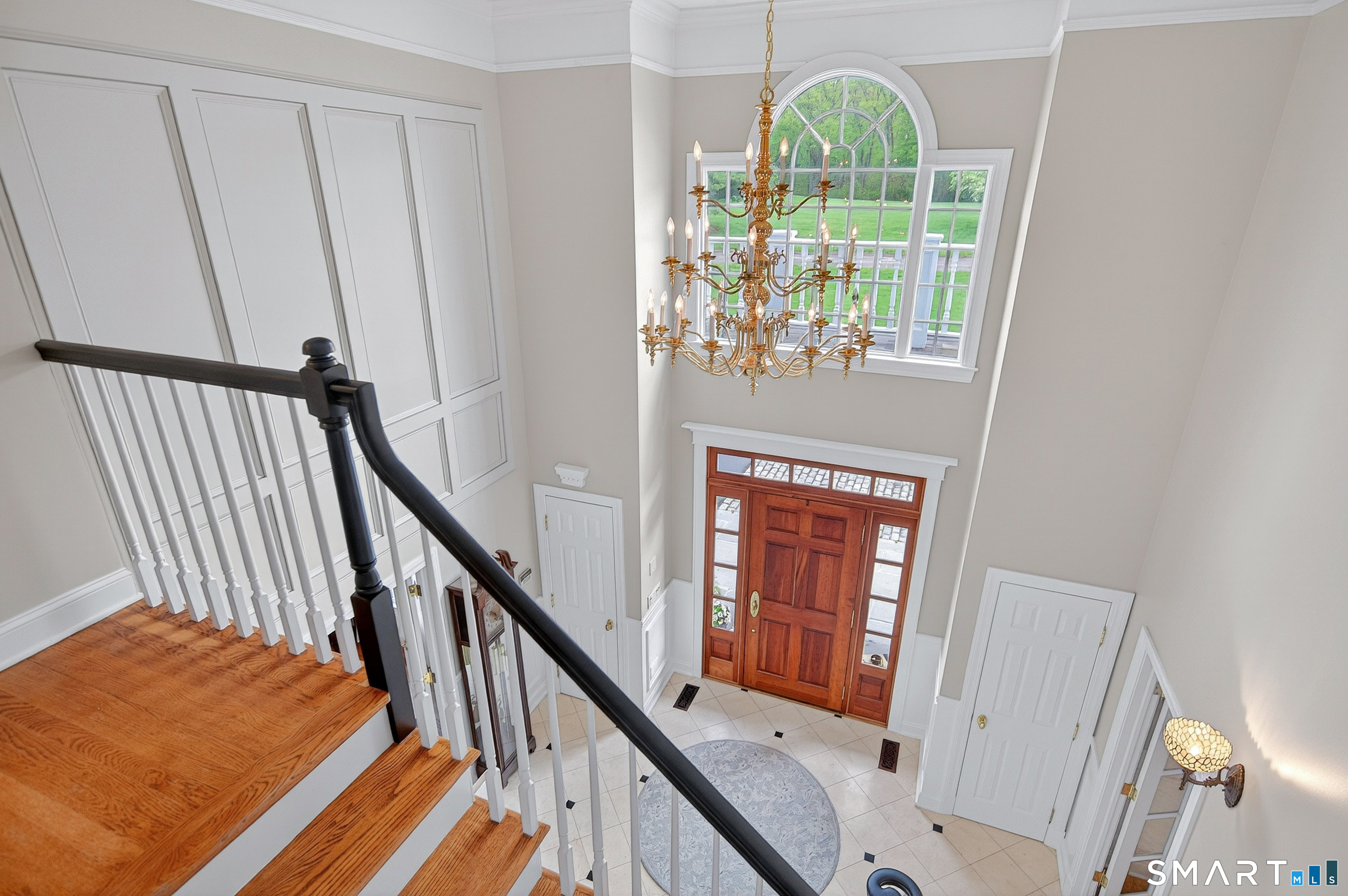 16 Farm Meadow Road Newtown, CT 06470 - Photo 17 of 40 a view of an entryway