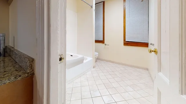 $3,700 | 192 Hillside Street, Unit 1, Boston, MA 02120