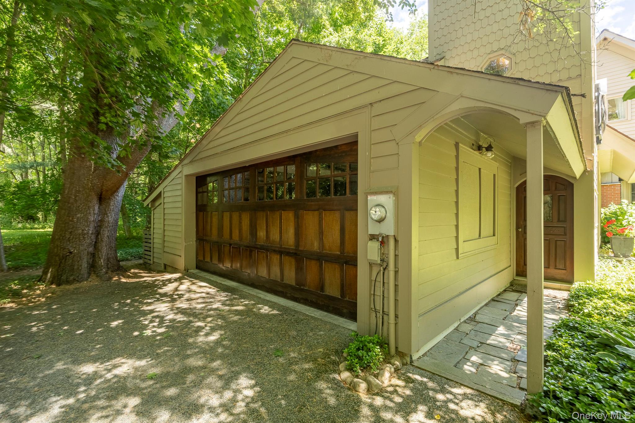 183 Titusville Road Poughkeepsie, NY 12603 - Photo 25 of 27 A lovely 2-car attached garage