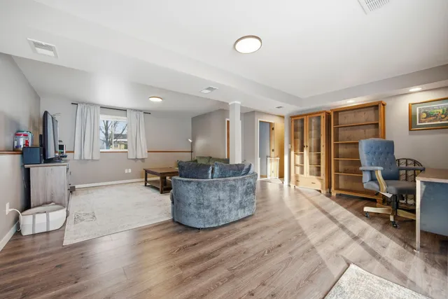 $319,900 | 300 13th Avenue Northeast, Buffalo, MN 55313