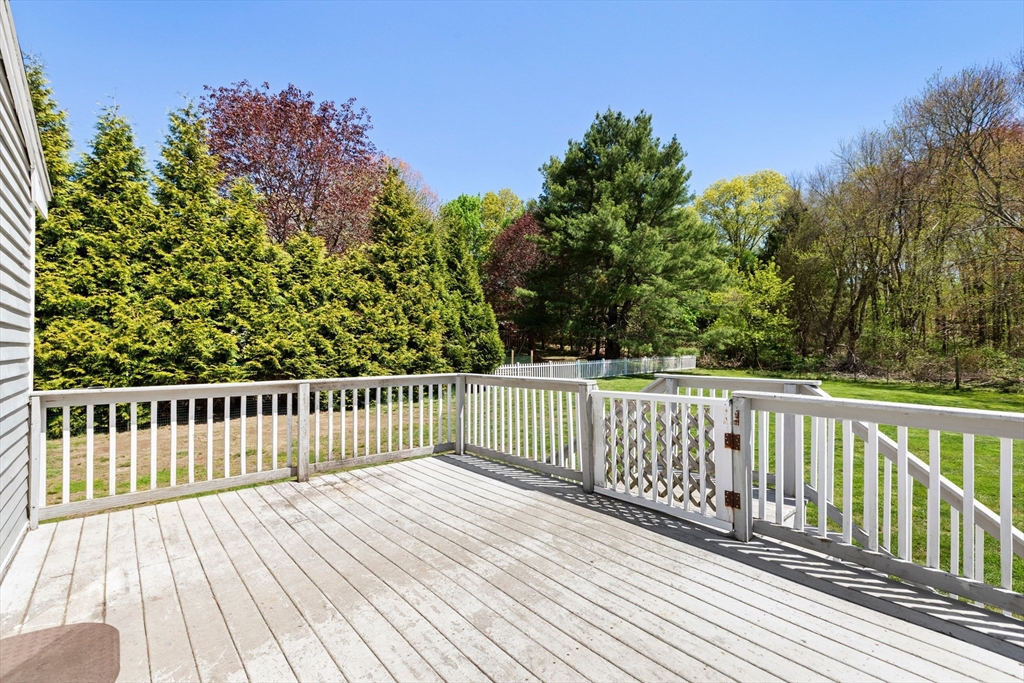 10 Rosenfeld Road Millis, MA 02054 - Photo 3 of 18 Gallery Image 3