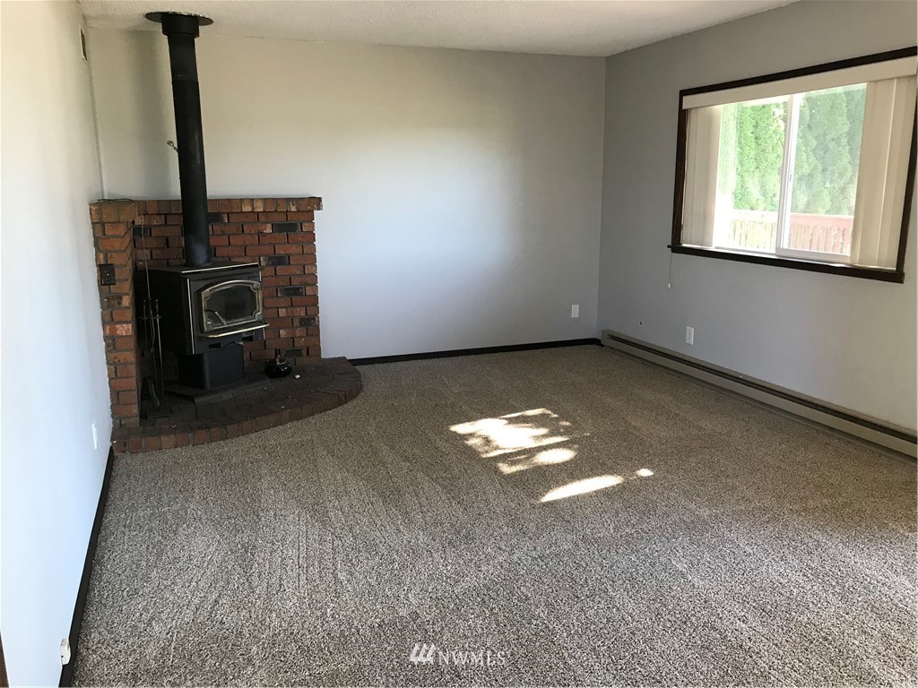 96 West Little Island Road Cathlamet, WA 98612 - Photo 8 of 25 Gallery Image 8