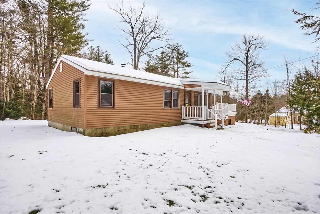 69 Hale Road Hubbardston, MA 01452 - Photo 4 of 42 Gallery Image 4