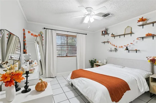 $515,000 | 3504 Lake Palourde Drive, Harvey, LA 70058