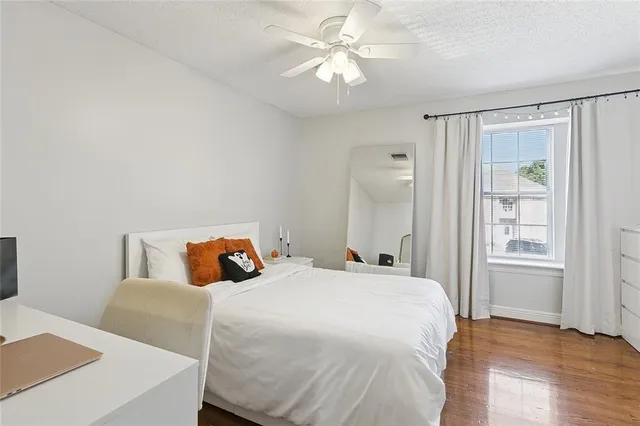 $515,000 | 3504 Lake Palourde Drive, Harvey, LA 70058