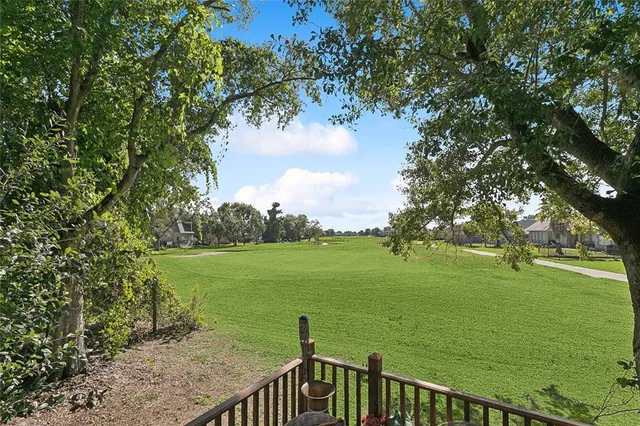 $515,000 | 3504 Lake Palourde Drive, Harvey, LA 70058